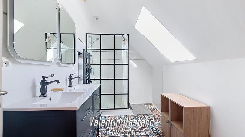 Maison - 120 m² - 7 pièces