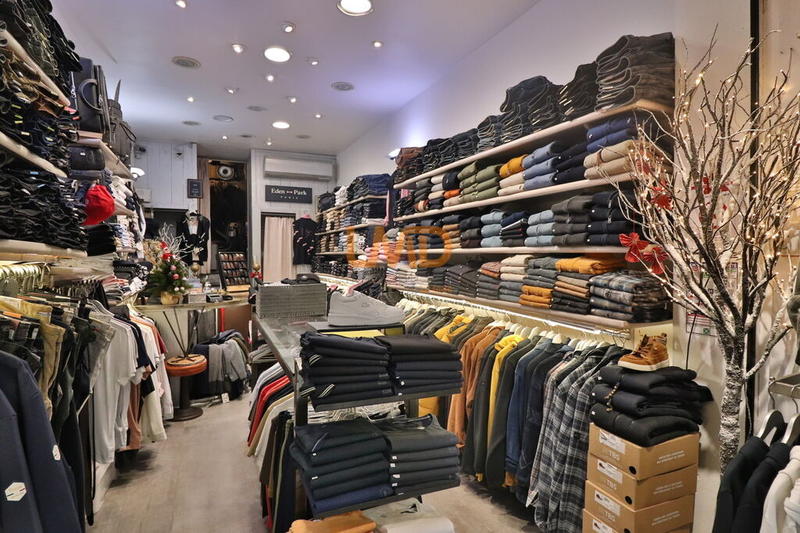 Local commercial - 60 m² - 4 pièces