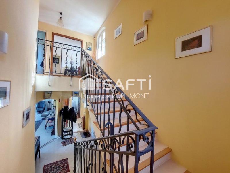 Bastide - 233 m² - 6 pièces