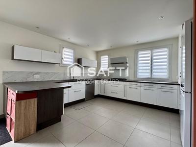 Maison - 147 m² - 5 pièces