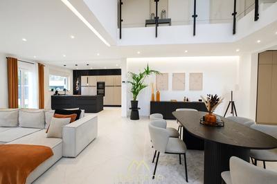Villa - 200 m² - 6 pièces