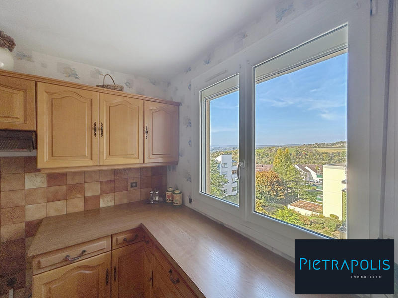 Appartement - 82 m² - 4 pièces