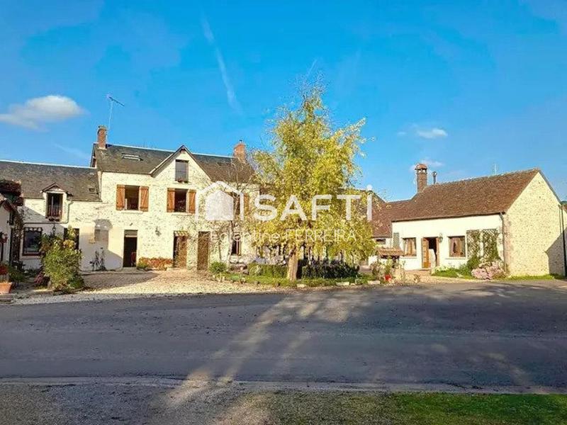 Maison - 566 m² - 15 pièces