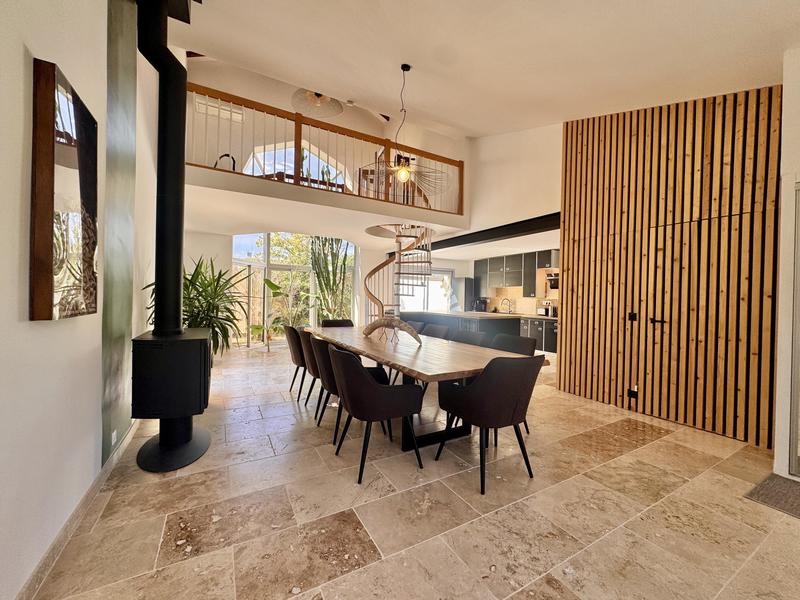 Maison d'architecte - 135 m² - 4 pièces