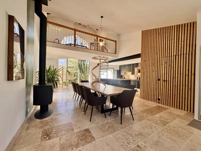 Maison d'architecte - 135 m² - 4 pièces