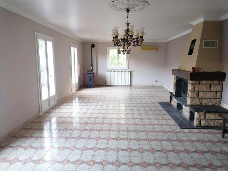 Maison - 299 m² - 9 pièces