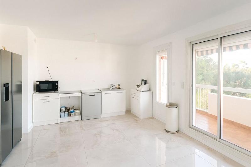 Appartement - 82 m² - 4 pièces