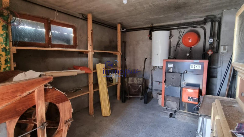 Maison traditionnelle - 121 m² - 9 pièces