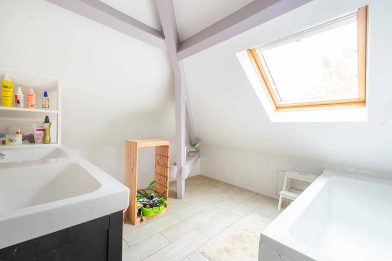 Maison - 180 m² - 7 pièces