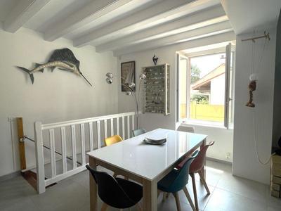 Maison - 158 m² - 7 pièces