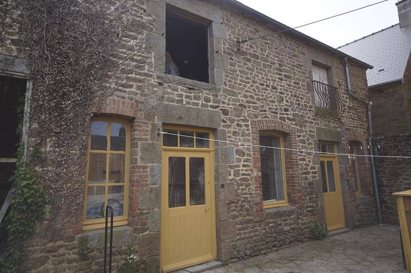 Maison de village - 224 m² - 8 pièces