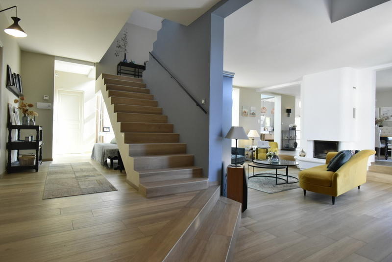 Maison - 5 264 m² - 5 pièces