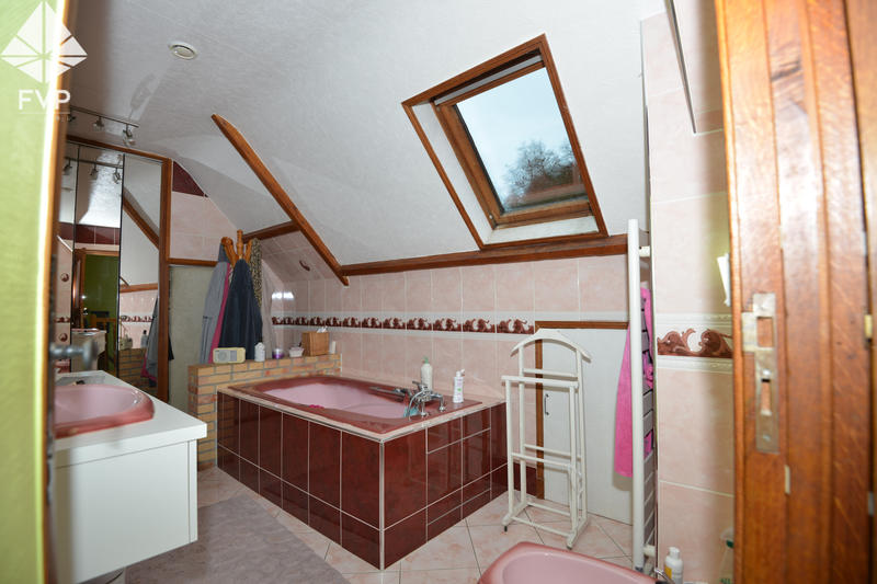 Maison - 153 m² - 5 pièces