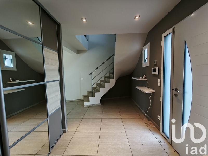 Maison - 223 m² - 6 pièces