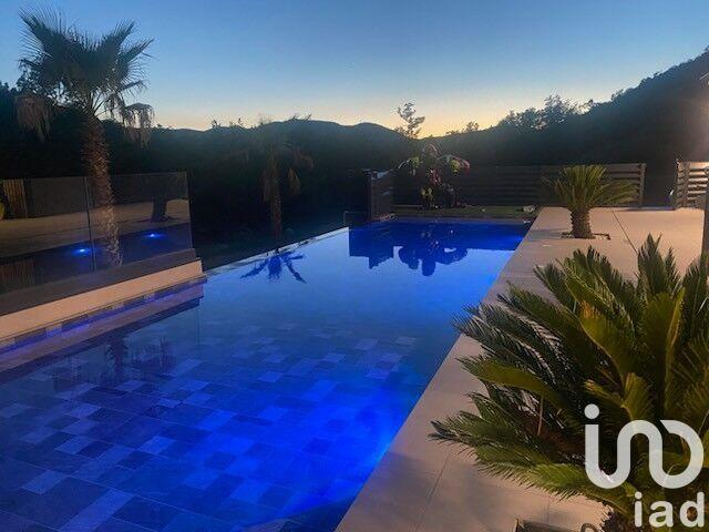 Maison - 158 m² - 5 pièces