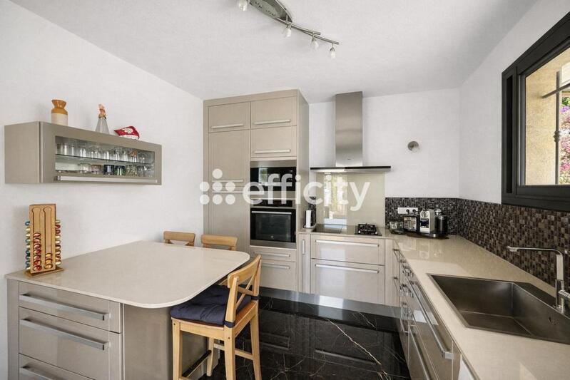 Maison - 137 m² - 4 pièces