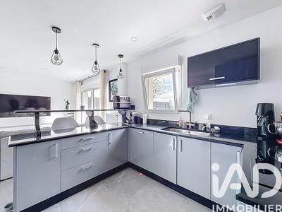 Maison - 106 m² - 5 pièces