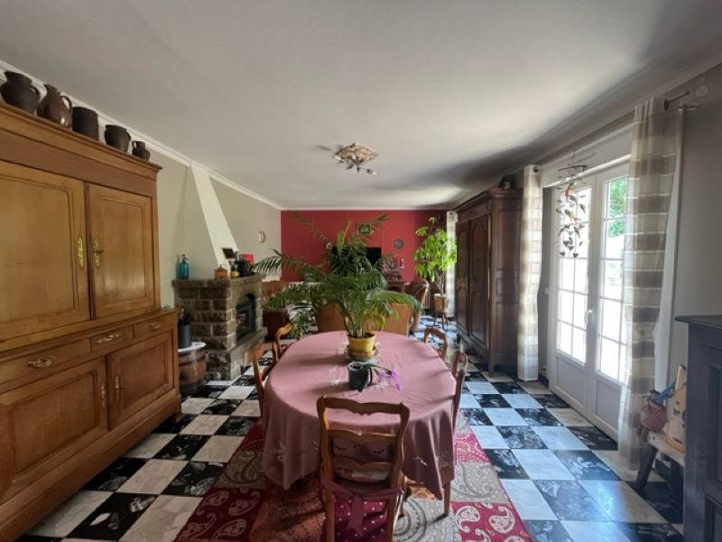 Maison - 123 m² - 5 pièces