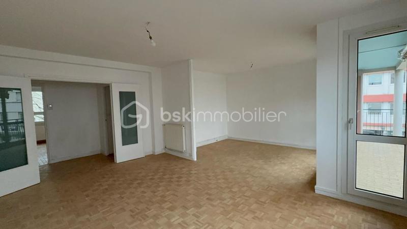 Appartement - 95 m² - 5 pièces