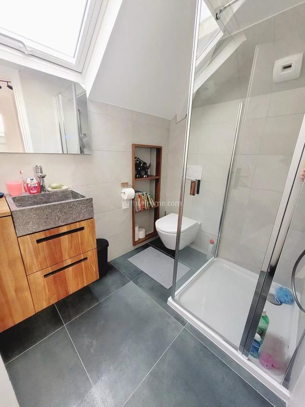 Maison - 155 m² - 9 pièces