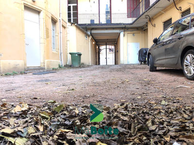 Local d'activités - 180 m² - 1 pièce