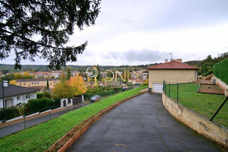 Maison - 88 m² - 4 pièces