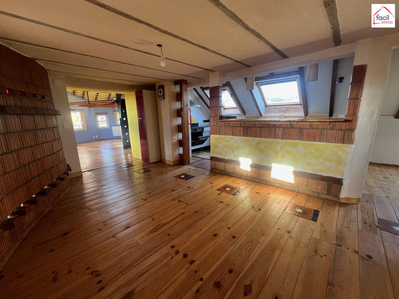 Duplex - 121 m² - 4 pièces