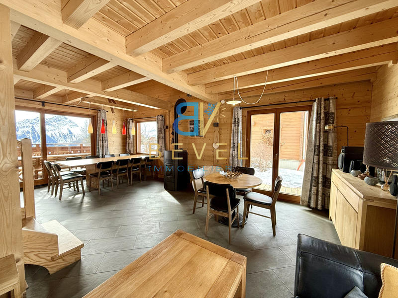 Châlet - 193 m² - 7 pièces
