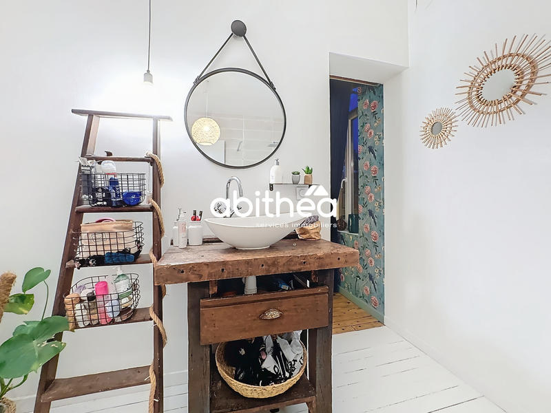 Maison - 102 m² - 5 pièces