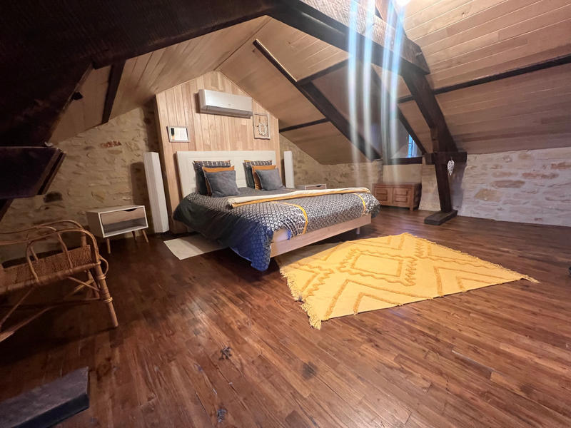 Maison - 170 m² - 12 pièces