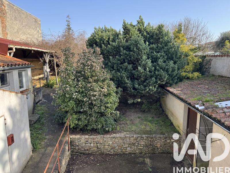 Maison de ville - 450 m² - 12 pièces