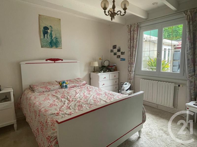 Maison - 127 m² - 6 pièces