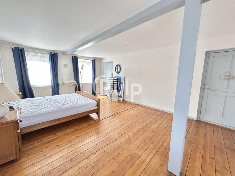 Corps de ferme - 328 m² - 10 pièces