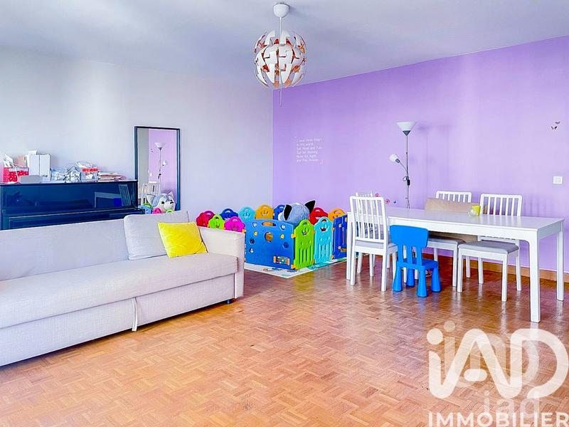 Appartement - 99 m² - 4 pièces