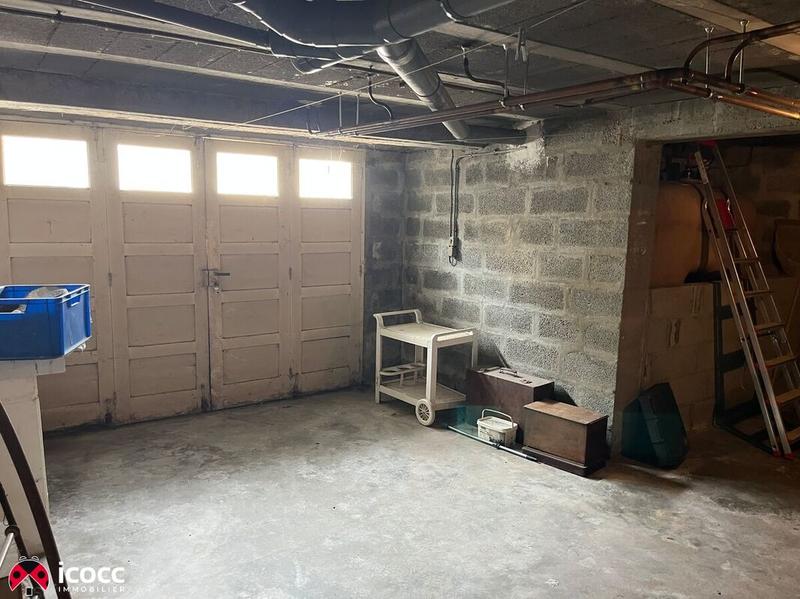 Maison - 180 m² - 8 pièces