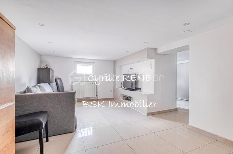 Maison - 160 m² - 7 pièces