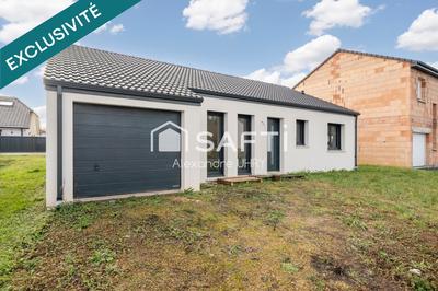 Maison - 90 m² - 4 pièces