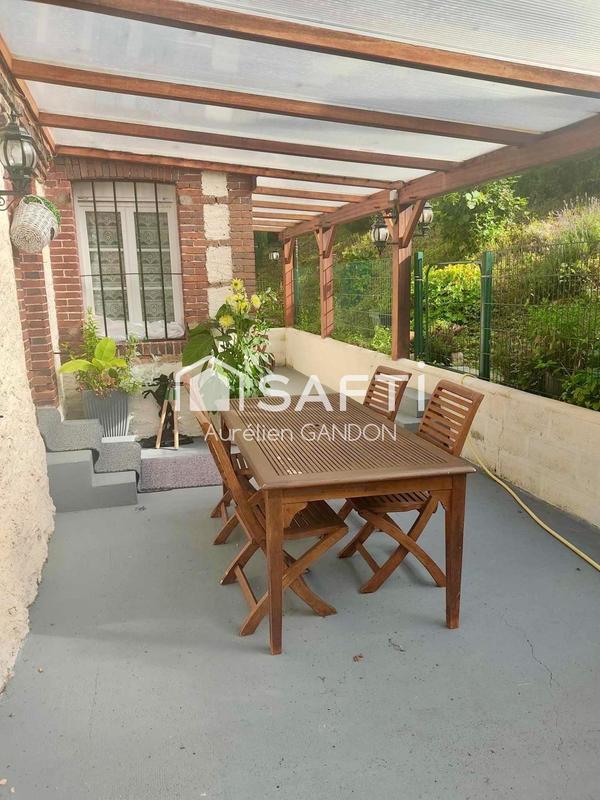 Maison - 198 m² - 6 pièces