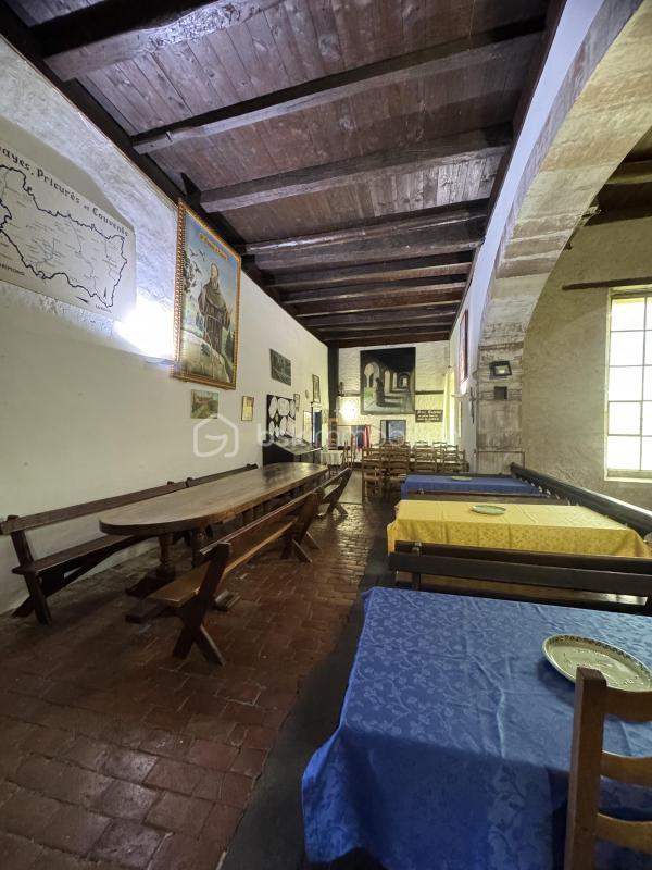 Propriété - 410 m² - 10 pièces