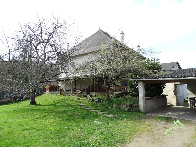 Maison ancienne - 241 m² - 7 pièces