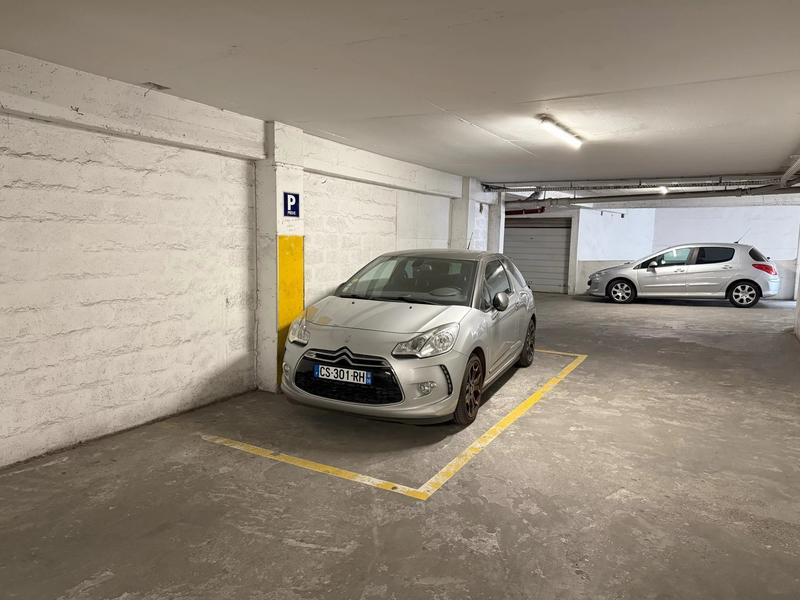 Appartement - 155 m² - 10 pièces