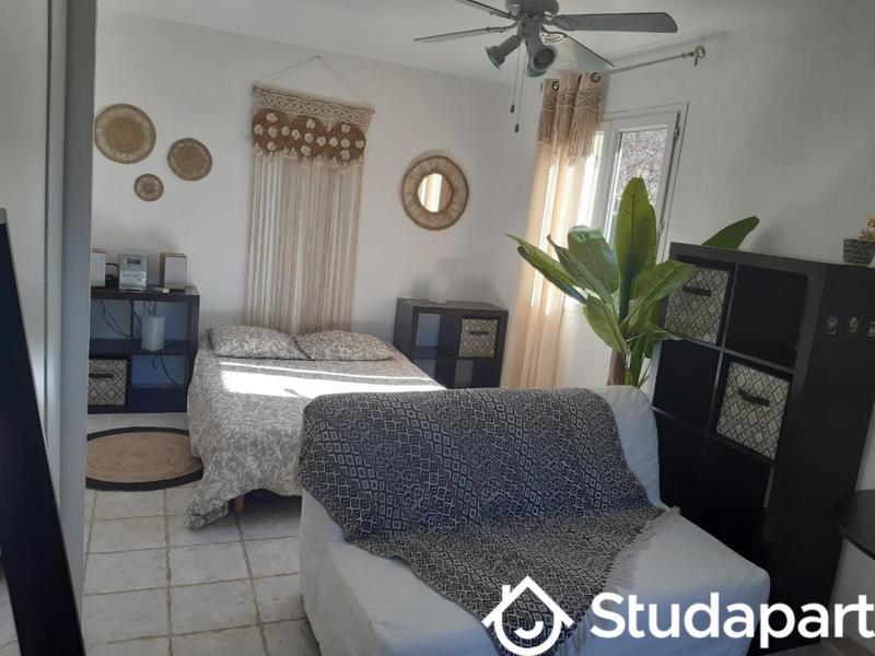 Chambre - 25 m² - 1 pièce