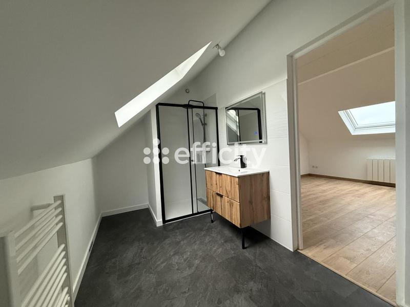 Maison - 153 m² - 8 pièces