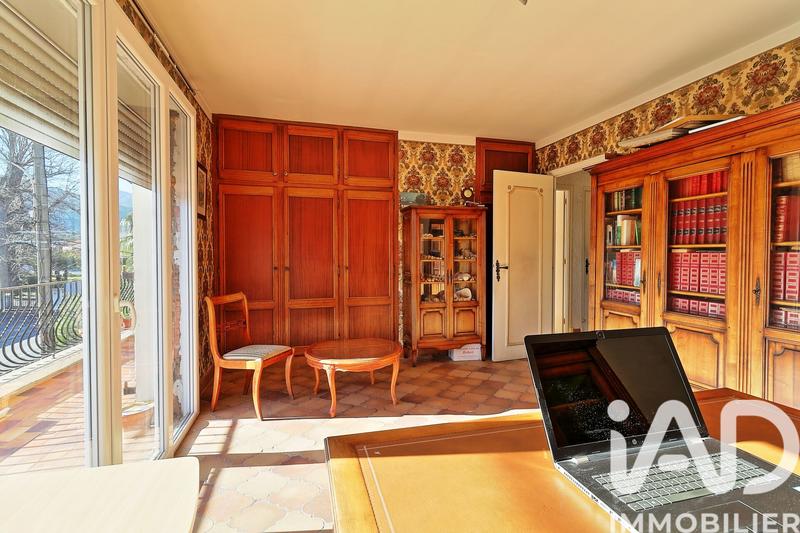 Maison - 176 m² - 7 pièces