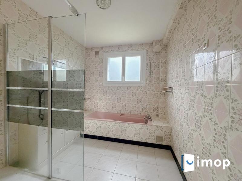 Maison - 132 m² - 7 pièces