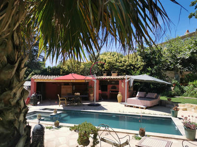 Propriété - 400 m² - 10 pièces