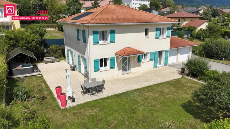 Maison - 170 m² - 6 pièces