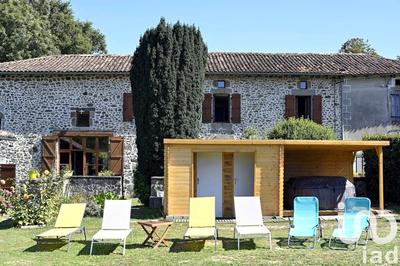 Maison - 348 m² - 8 pièces