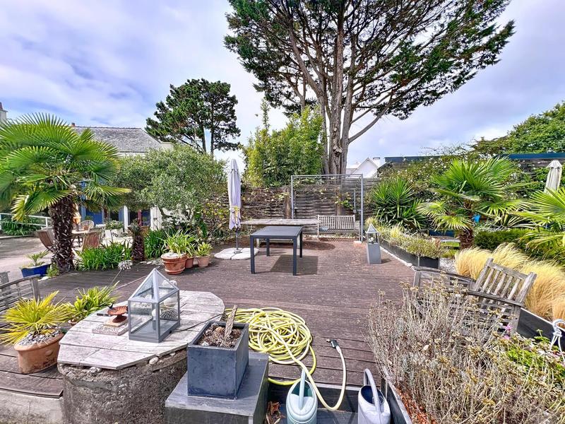 Villa - 170 m² - 6 pièces