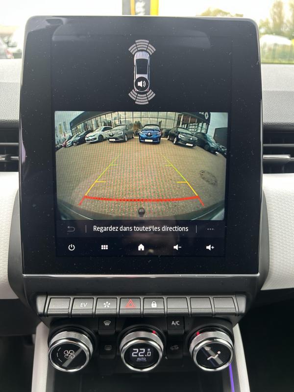 Renault Clio V 5 E-Tech Hybrid 145 Ch Techno Bva 1ere Main Radars Camera Attelage Navigation